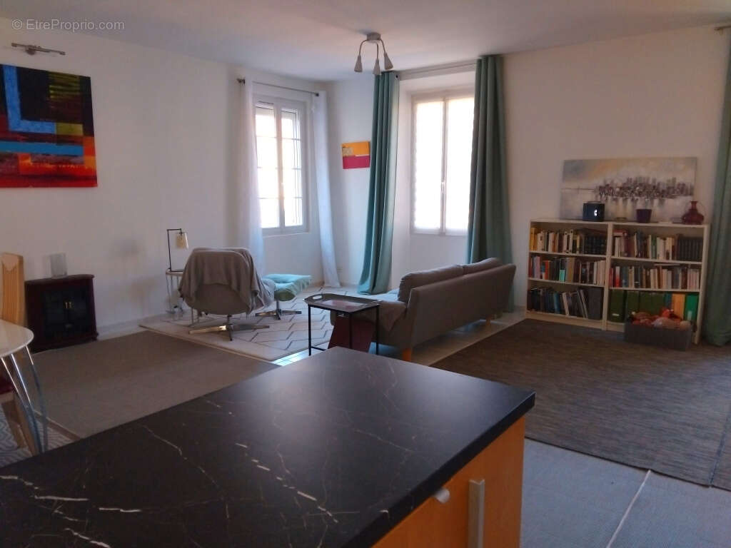 Appartement à HYERES