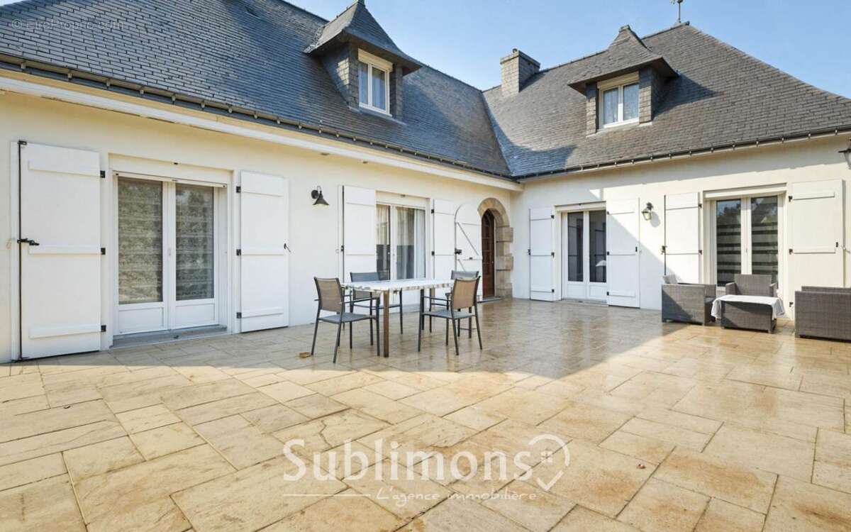 Maison à PLOERMEL