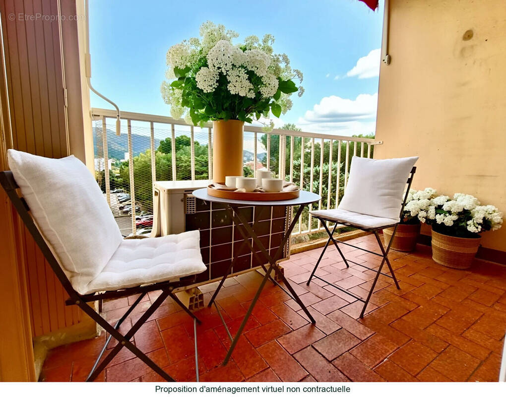 Appartement à MARSEILLE-11E