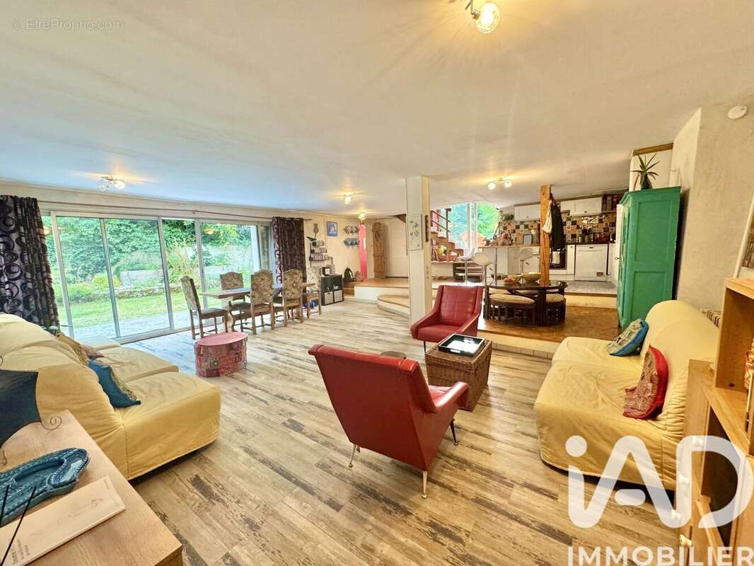 Photo 6 - Maison à VILLIERS-SUR-MORIN