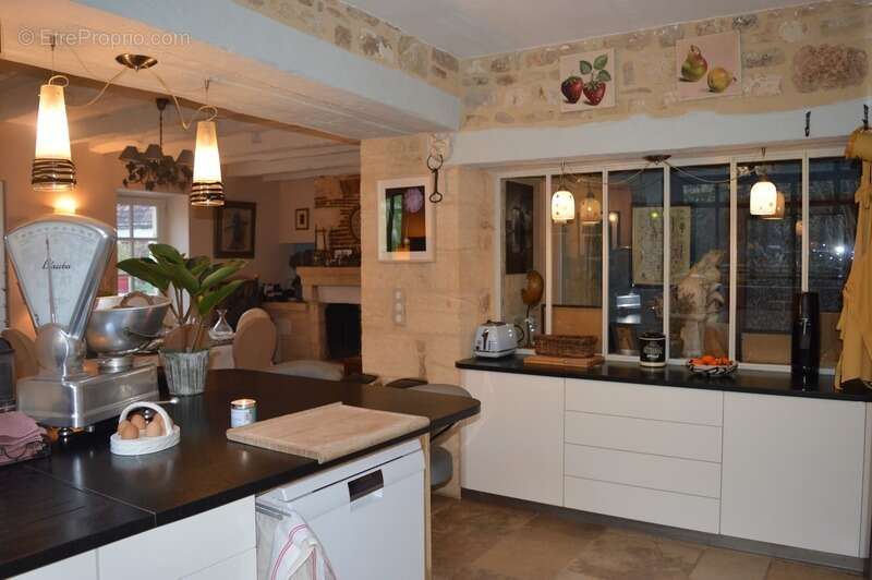 Maison de village en pierre - avec piscine - une annexe- au Bugue(24) - photo 14