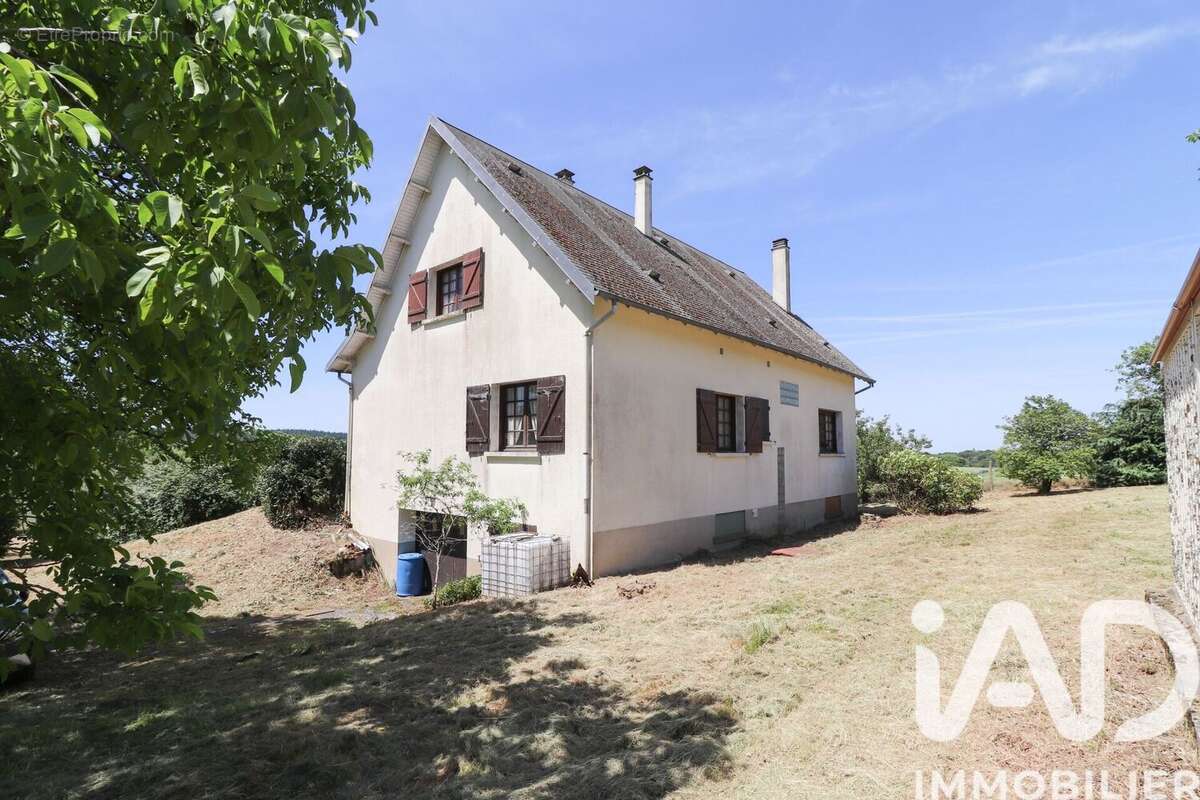 Photo 3 - Maison à LAURIERE