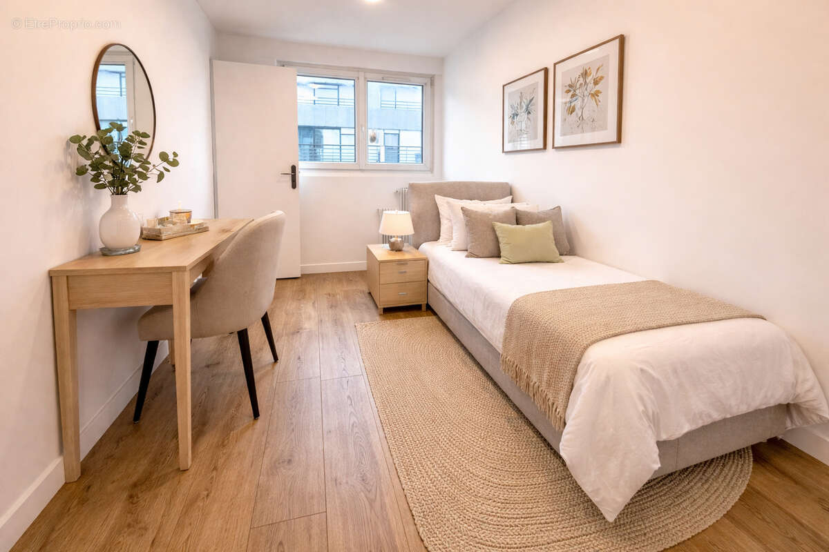 Appartement à PARIS-15E