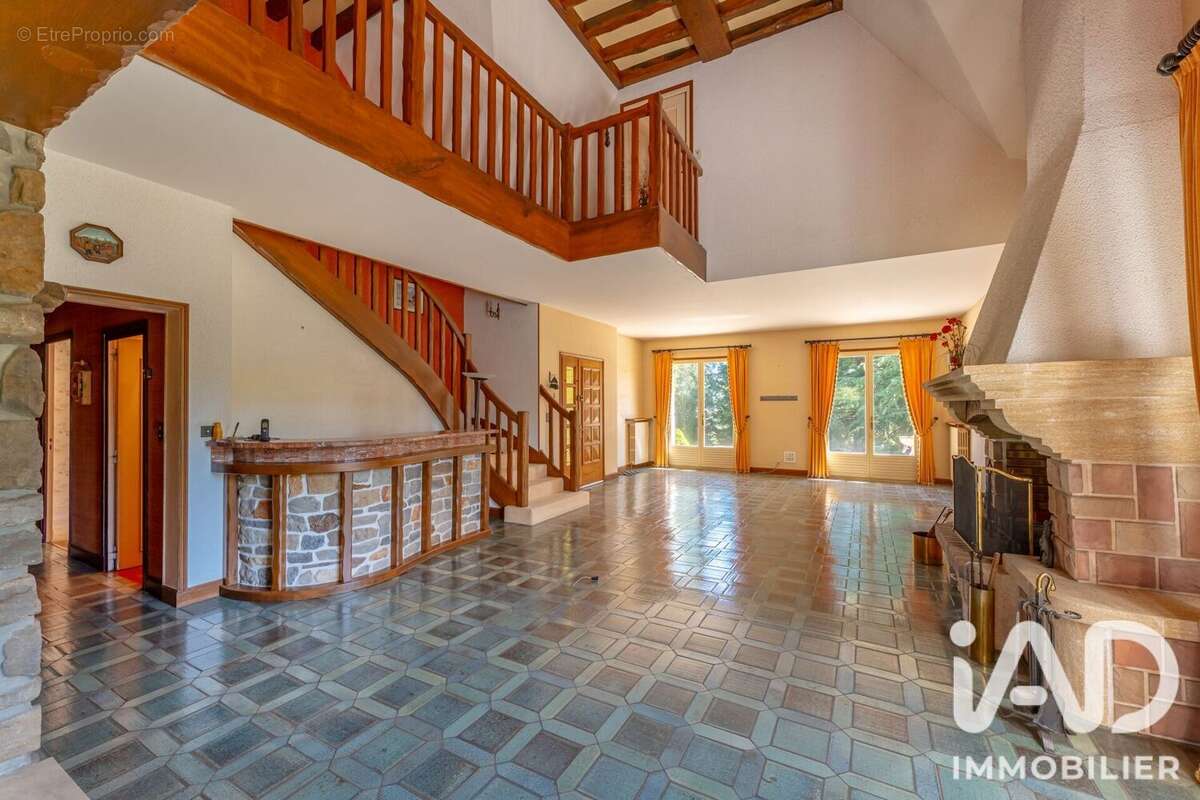 Maison 243 m² à Fontenoy  - photo 8