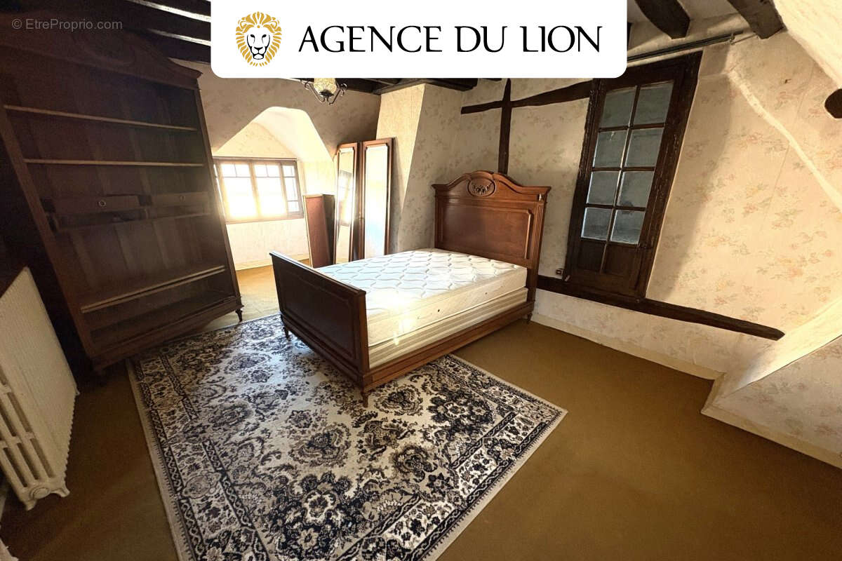 Maison à CHATEAUNEUF-EN-THYMERAIS