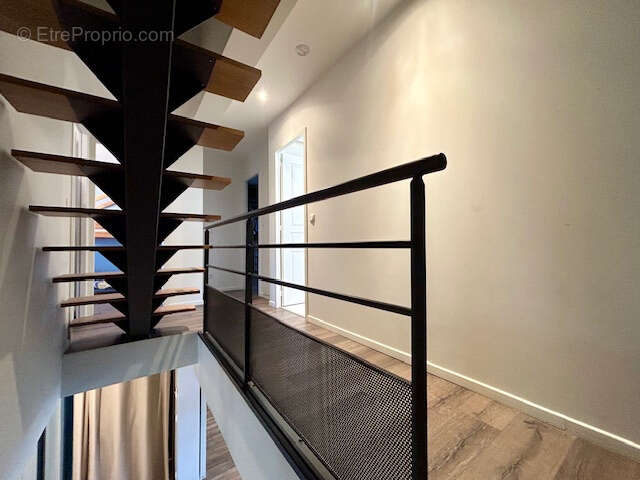 Maison à LA VILLE-DU-BOIS