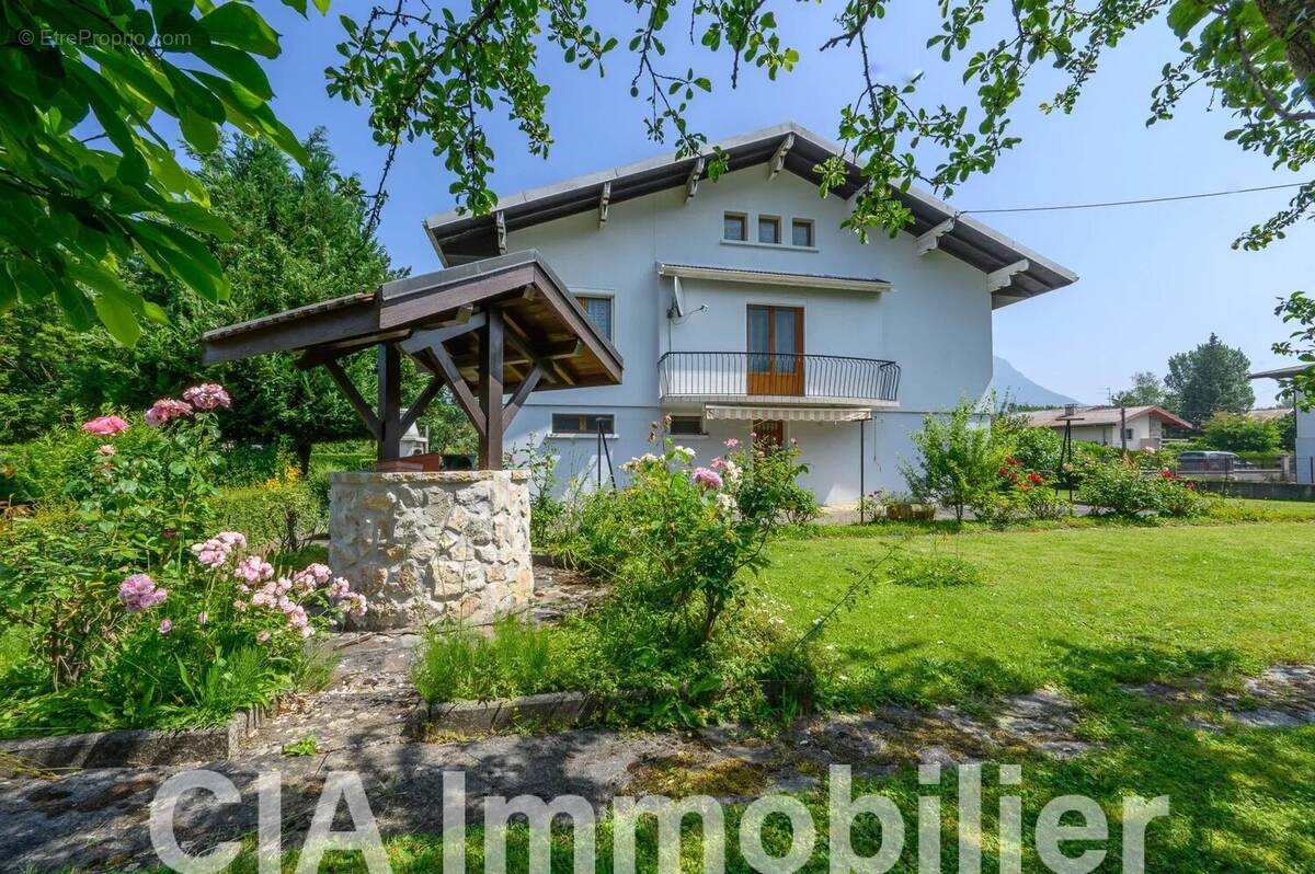 Maison à BONNEVILLE