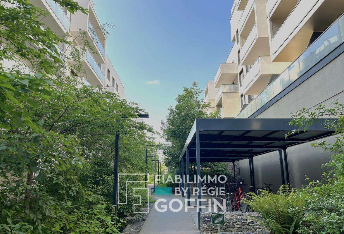 Appartement à LYON-8E