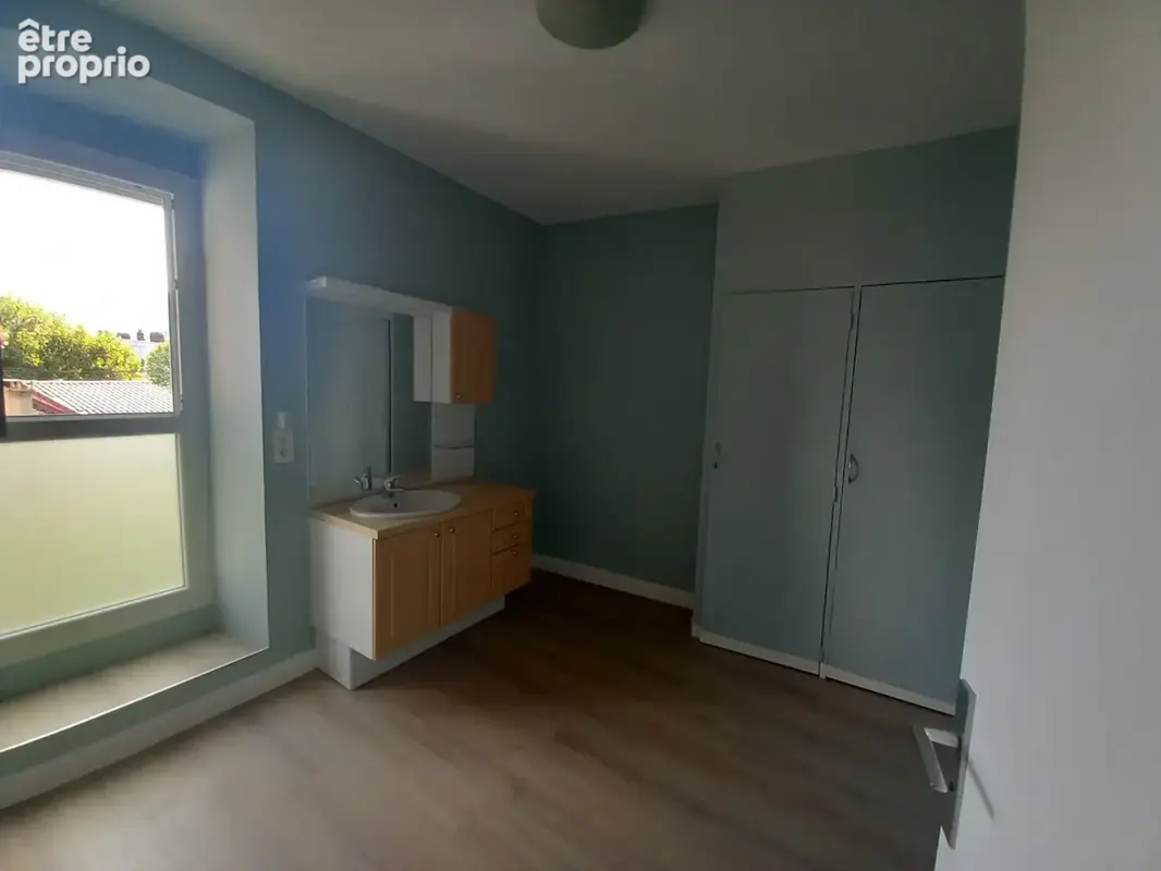 Millau   un bel appartement aux volumes généreux, lumineux et au calme - photo 3