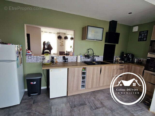 Maison 110 m² à Saint-Pierre-Brouck  - photo 3