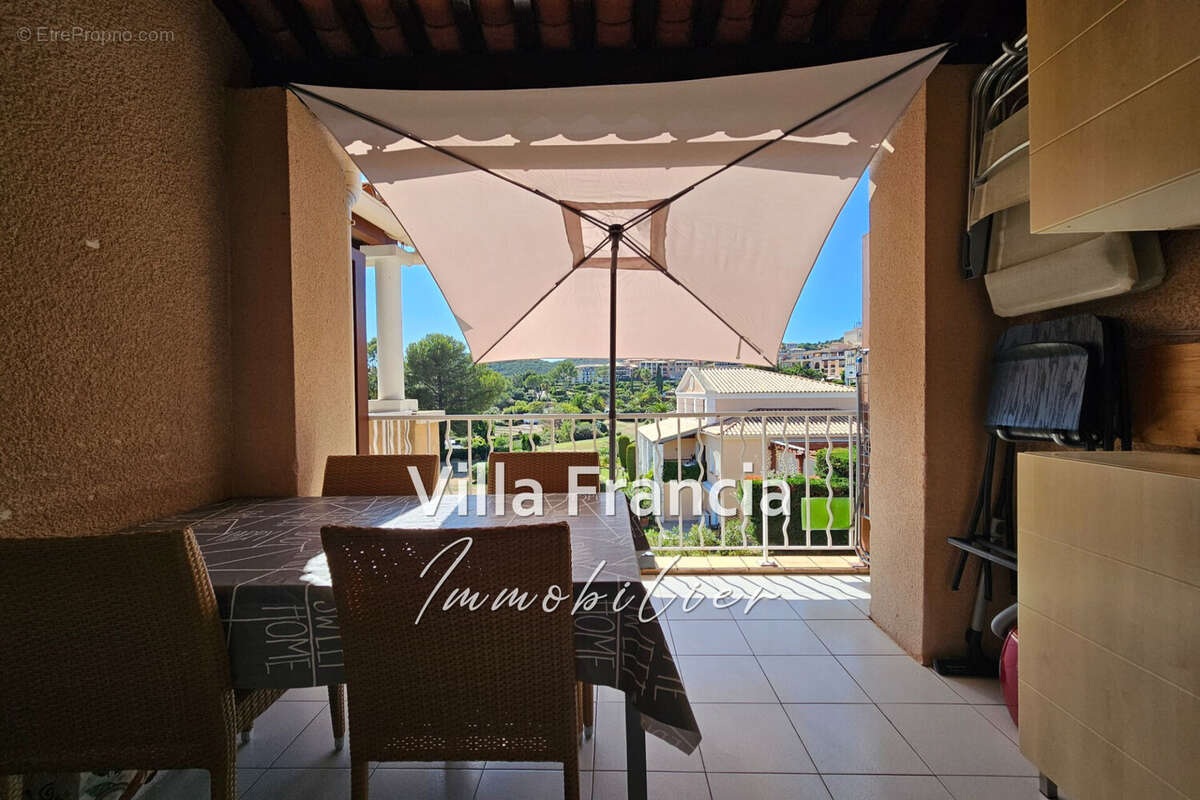 Appartement à SAINT-RAPHAEL