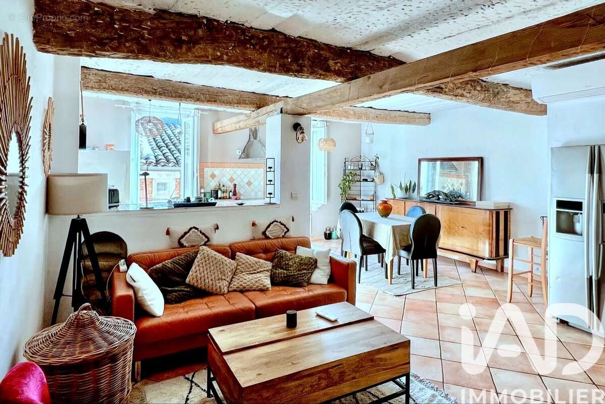 Photo 3 - Appartement à SOLLIES-TOUCAS