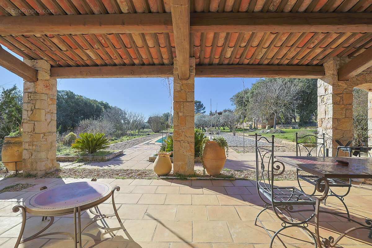 Maison à MOISSAC-BELLEVUE