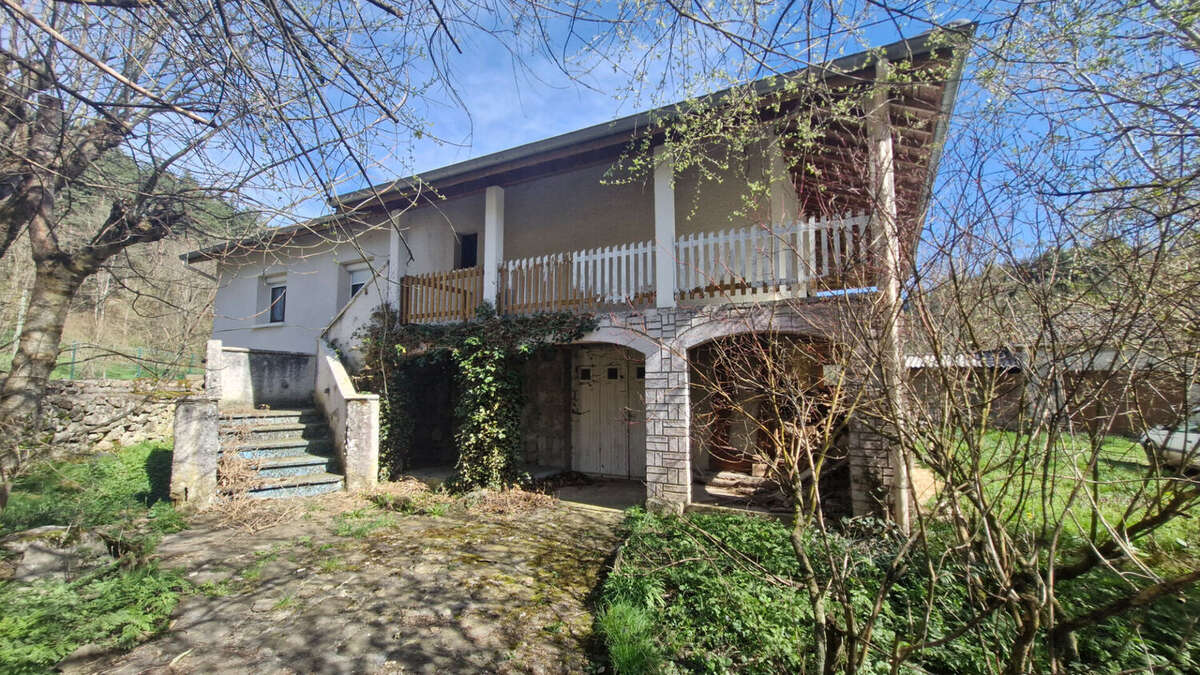 Maison Yssingeaux 4 pièces 115m² - photo 6