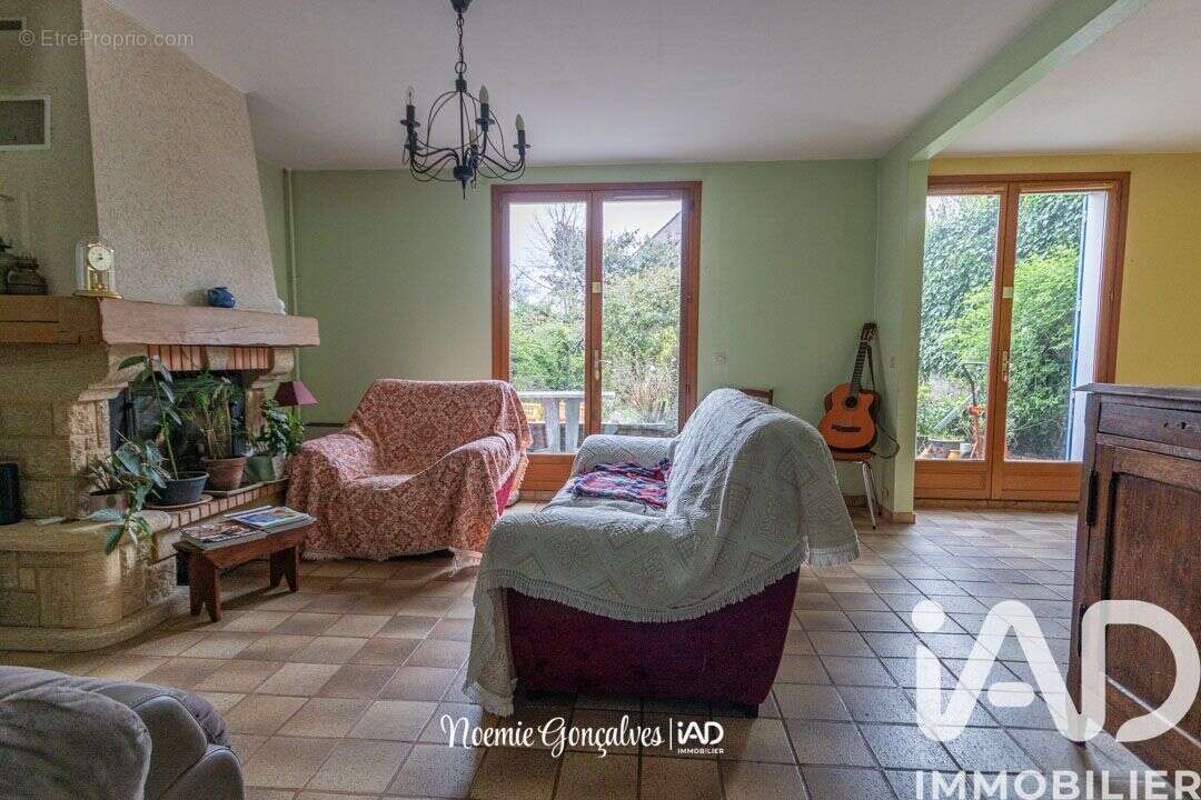 Maison 105 m² à Mantes-La-Ville  - photo 2