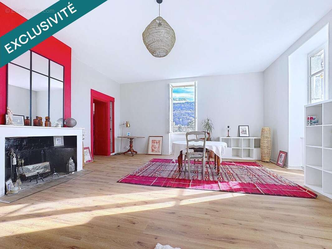 Photo 4 - Appartement à SAINT-ETIENNE-DE-CROSSEY