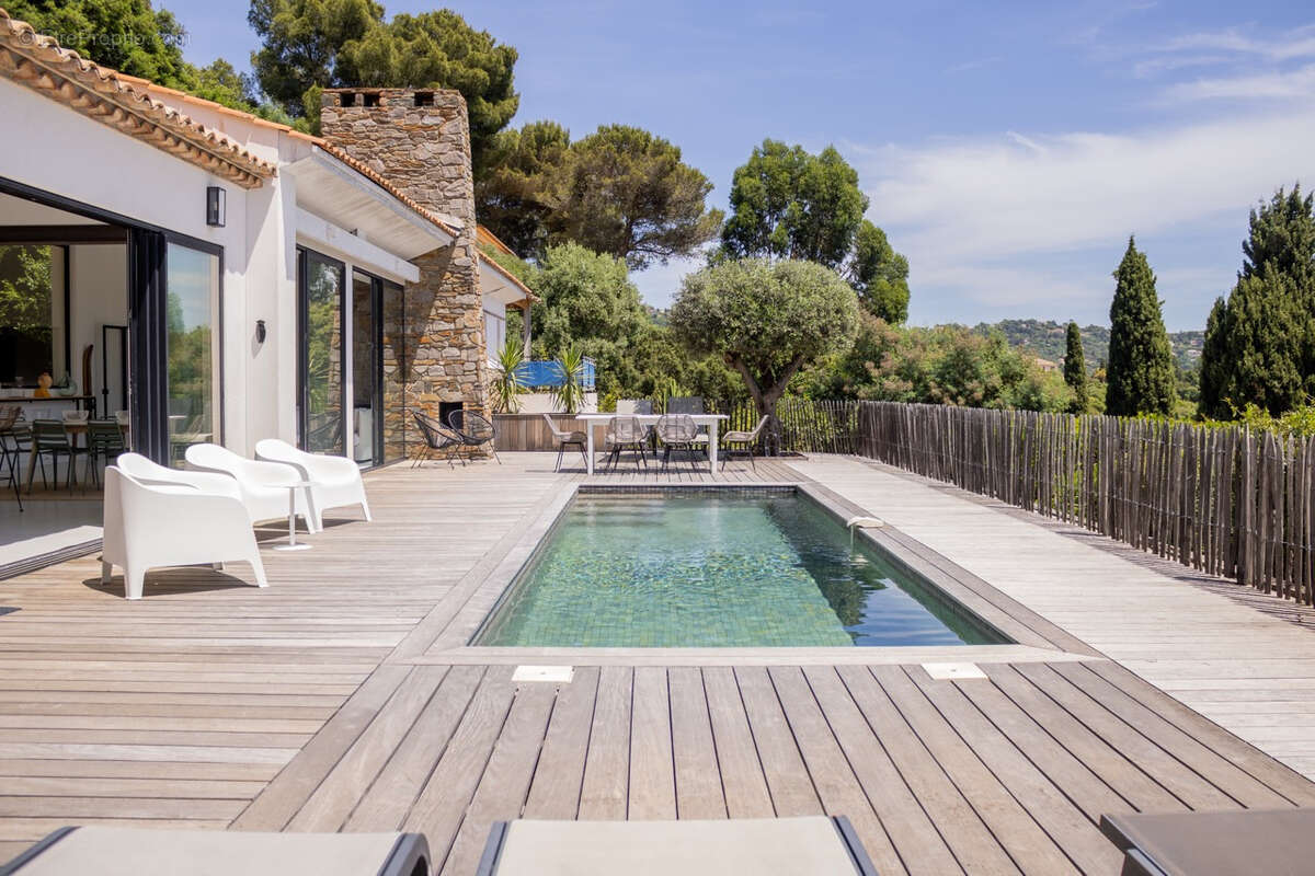 Maison à LA CROIX-VALMER