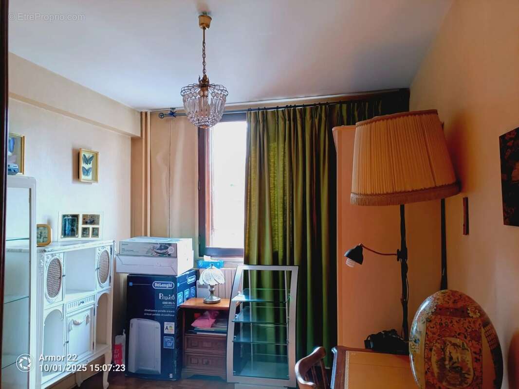 Appartement à CHARENTON-LE-PONT