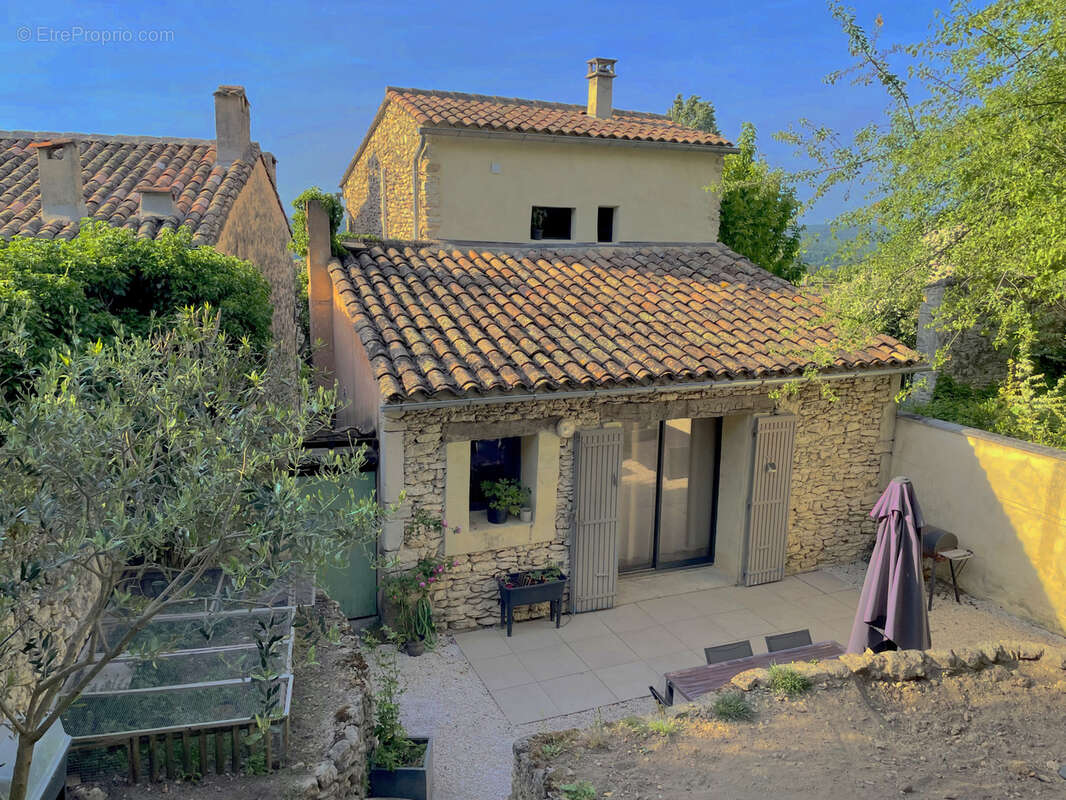 Maison à CHANTEMERLE-LES-GRIGNAN