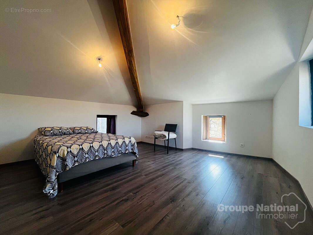 Maison à GOUDARGUES