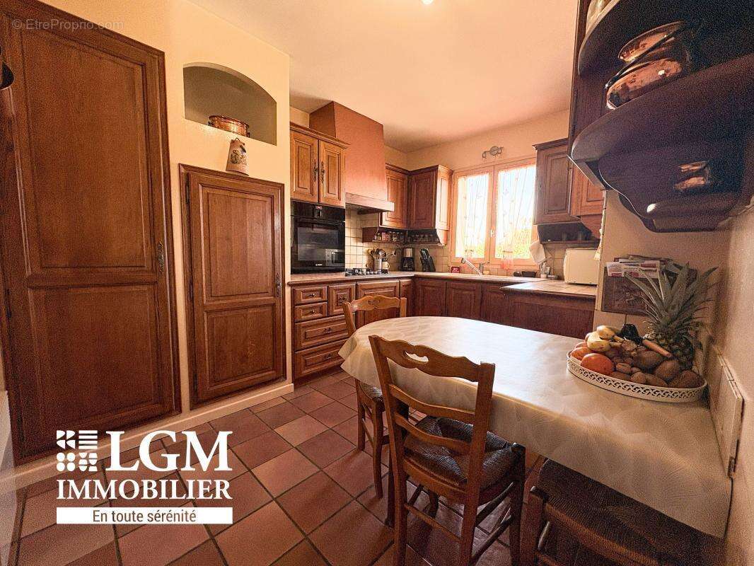 Maison à SAINT-SULPICE