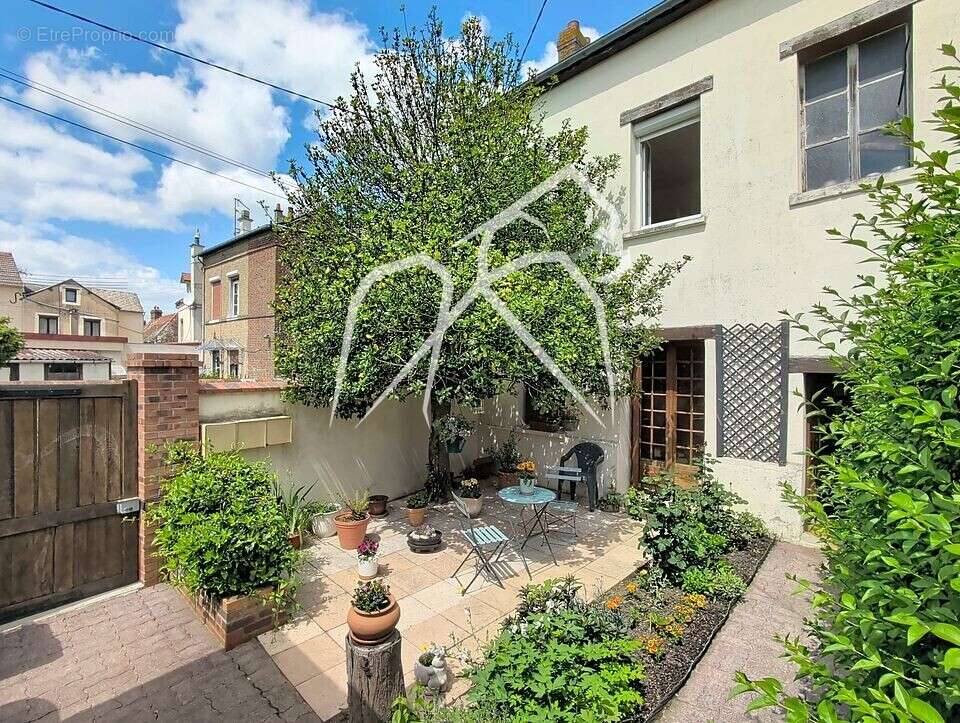 Appartement à CAUDEBEC-LES-ELBEUF