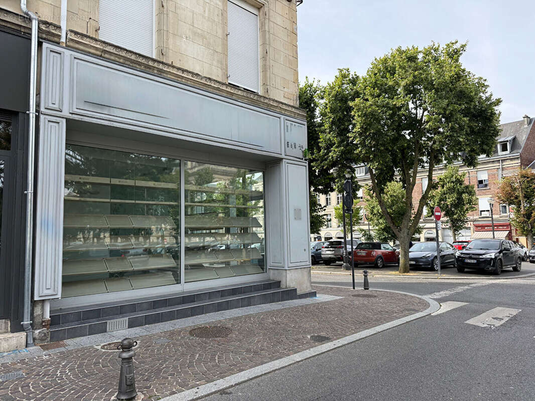 Local commercial Saint Quentin 6 pièce(s) - photo 5