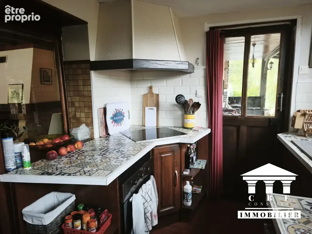 Maison 164 m² à L'abergement-Sainte-Colombe  - photo 8