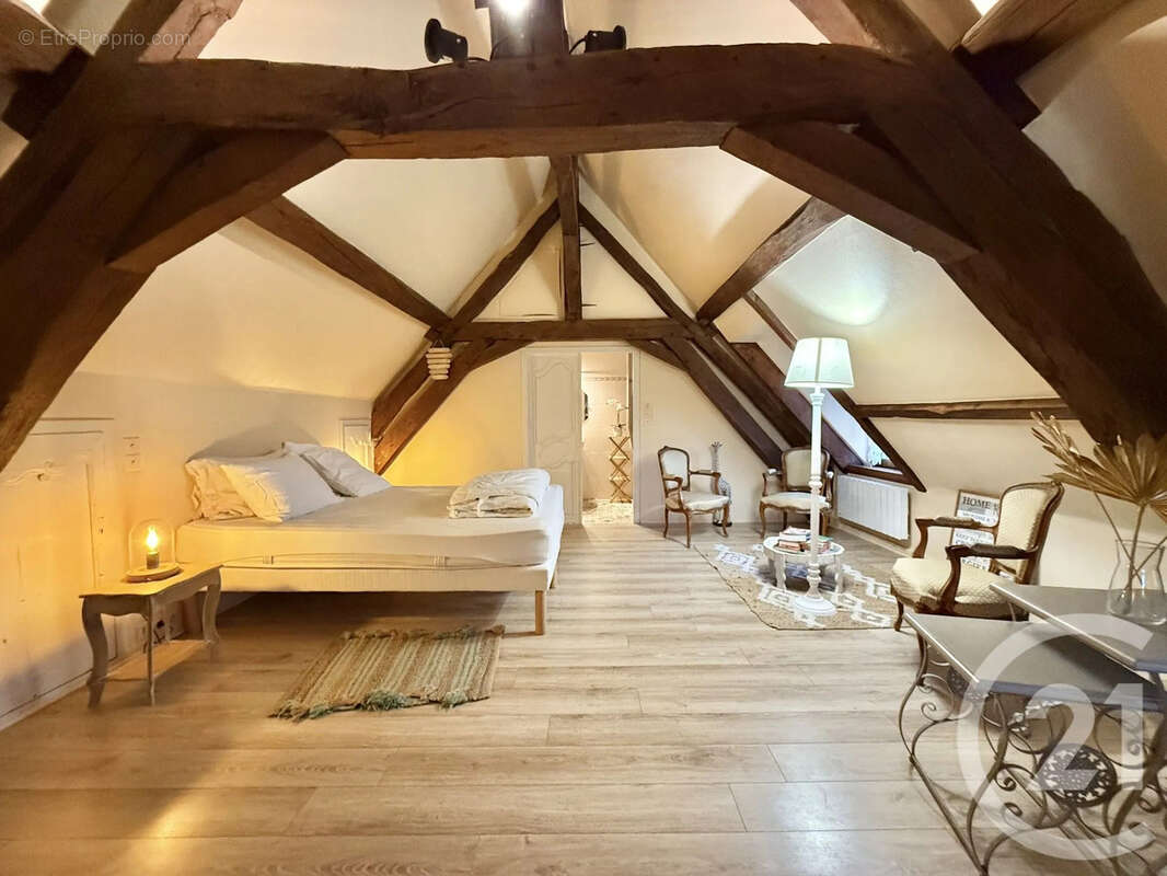 Maison à SAINT-POURCAIN-SUR-BESBRE