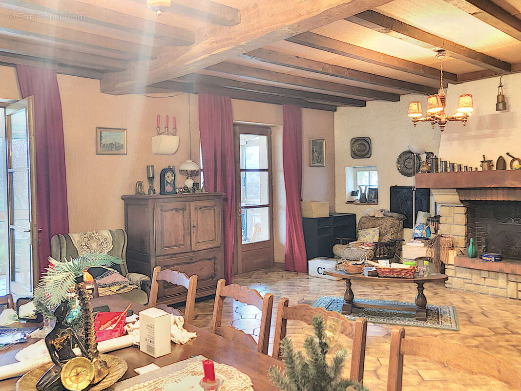 Maison à LOUPMONT