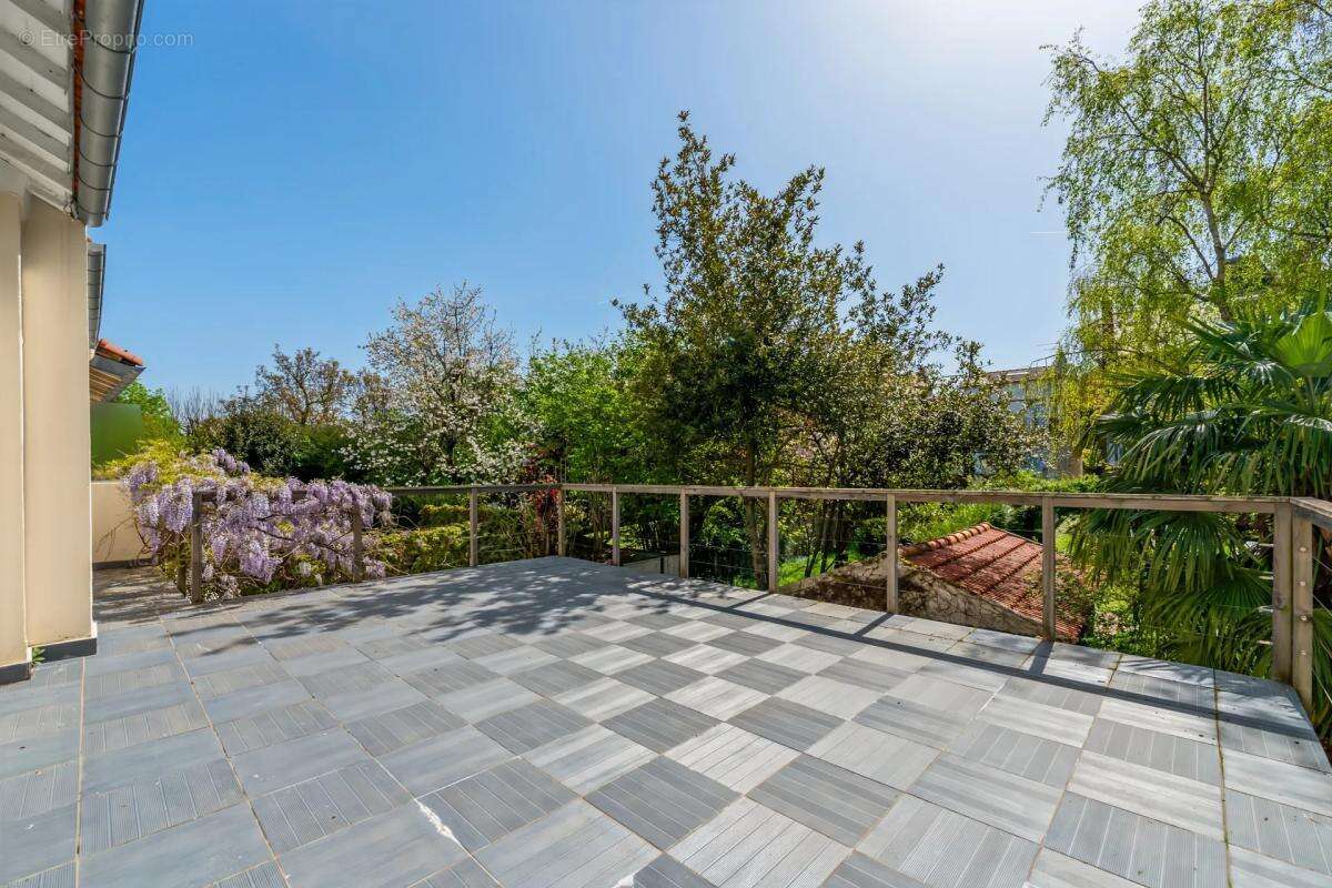 Maison à SAINT-CLOUD