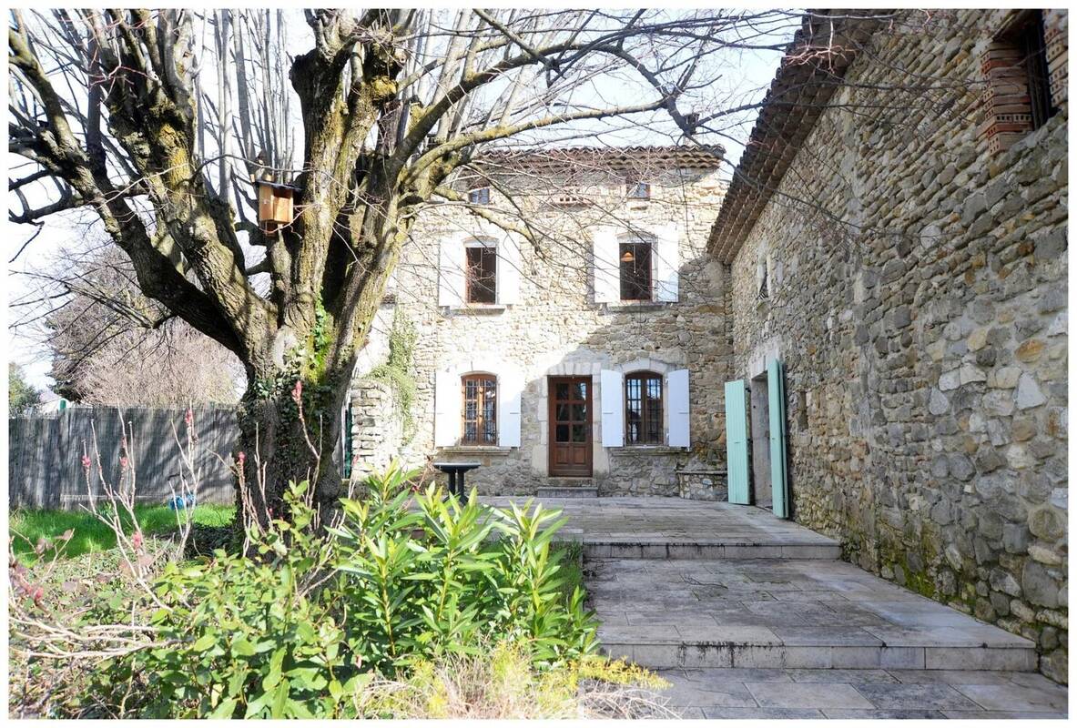 Maison à MONTELIMAR