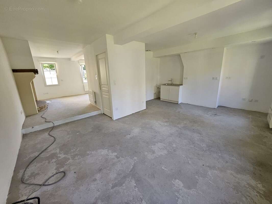 Maison 88 m² à Lisieux  - photo 5