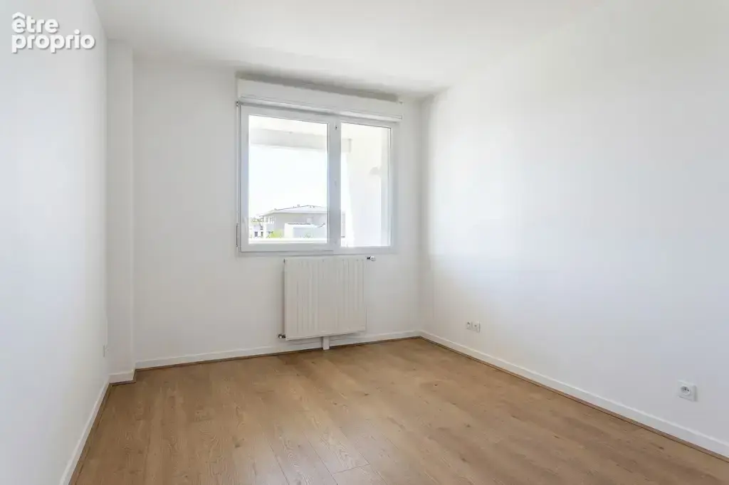 BRUGES - Secteur le Tasta - Lac - T3 TBE avec grand Balcon et 2 Parkings privatifs - photo 8