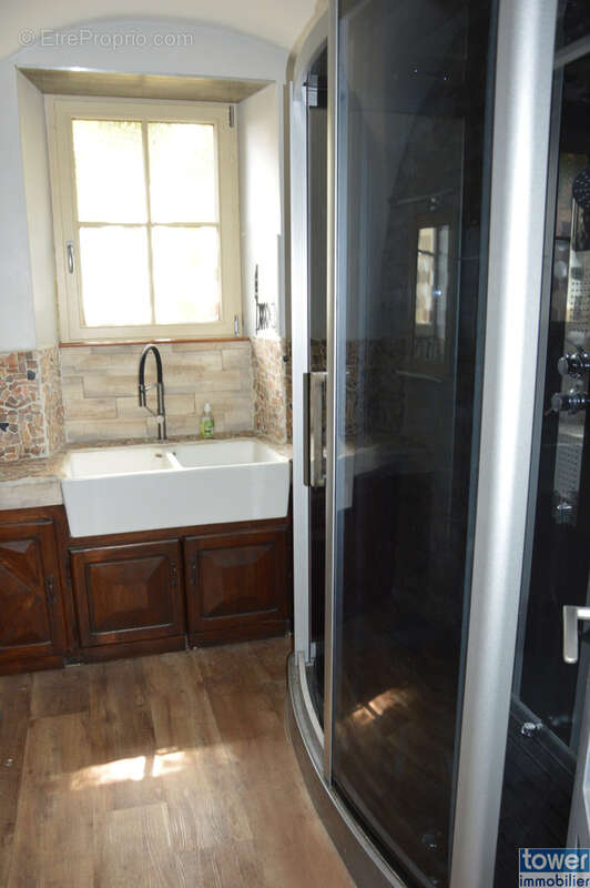 Dans village de caractere ou il fait bon vivre, idéal investisseurs ou grande famille dans leur premier achat - photo 5