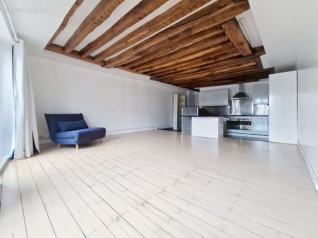 Appartement à PARIS-2E