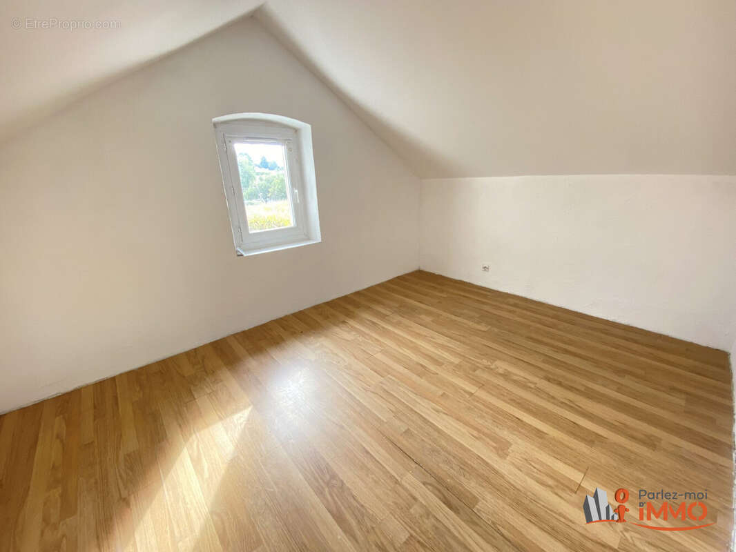 Maison à LES ABRETS