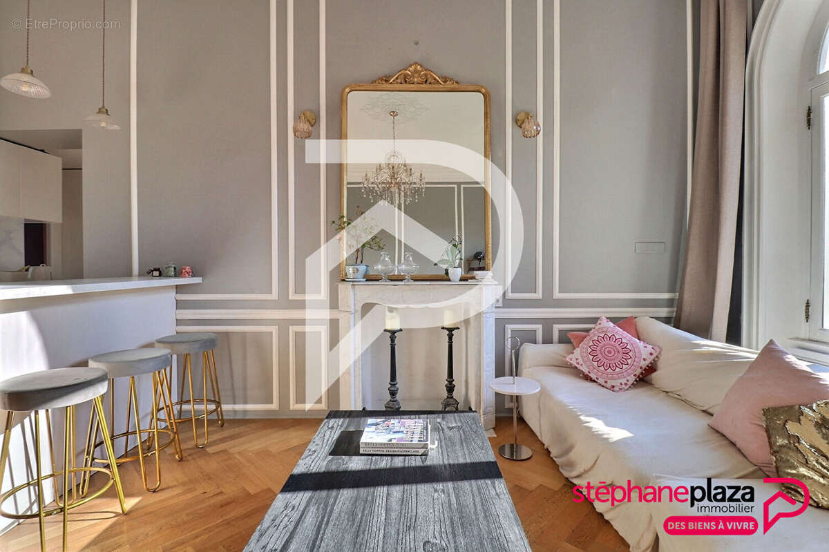 Maison à MAISONS-LAFFITTE