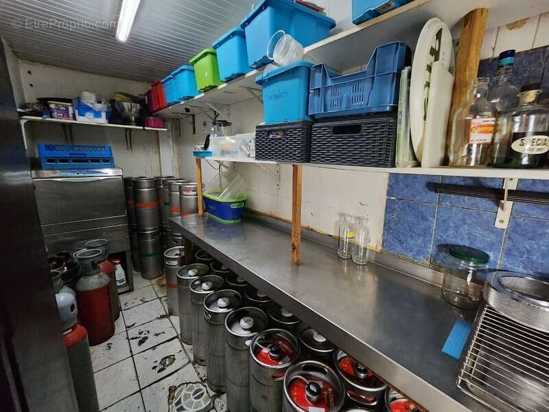 Commerce à FORT-DE-FRANCE