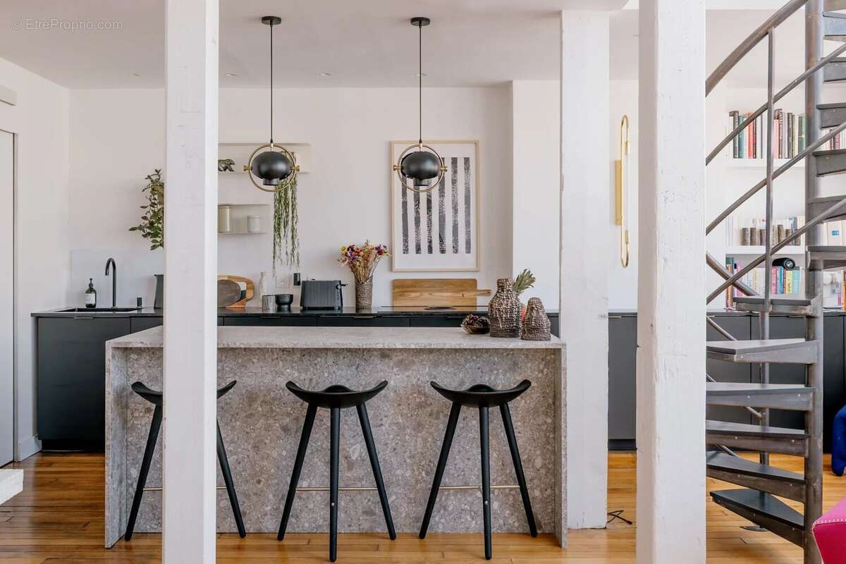 Appartement à PARIS-9E