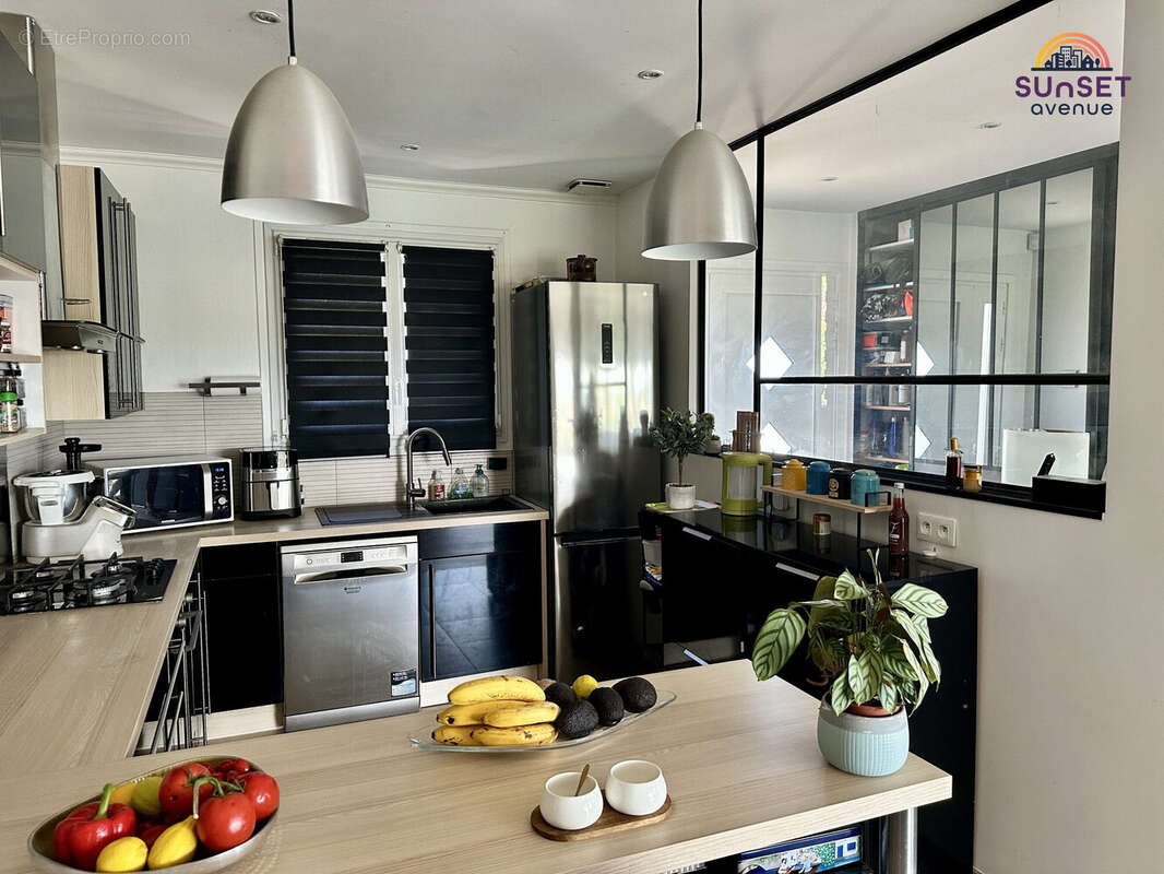 Maison 118 m² à Conflans-Sainte-Honorine  - photo 9