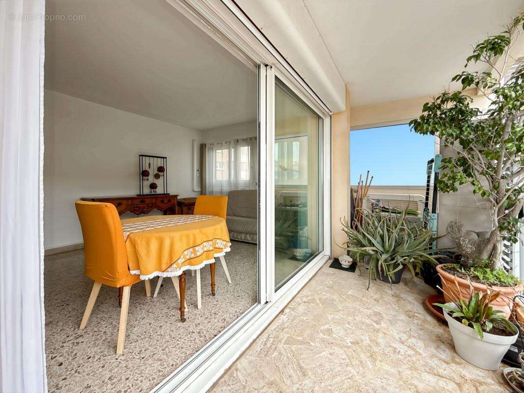 Appartement à FREJUS