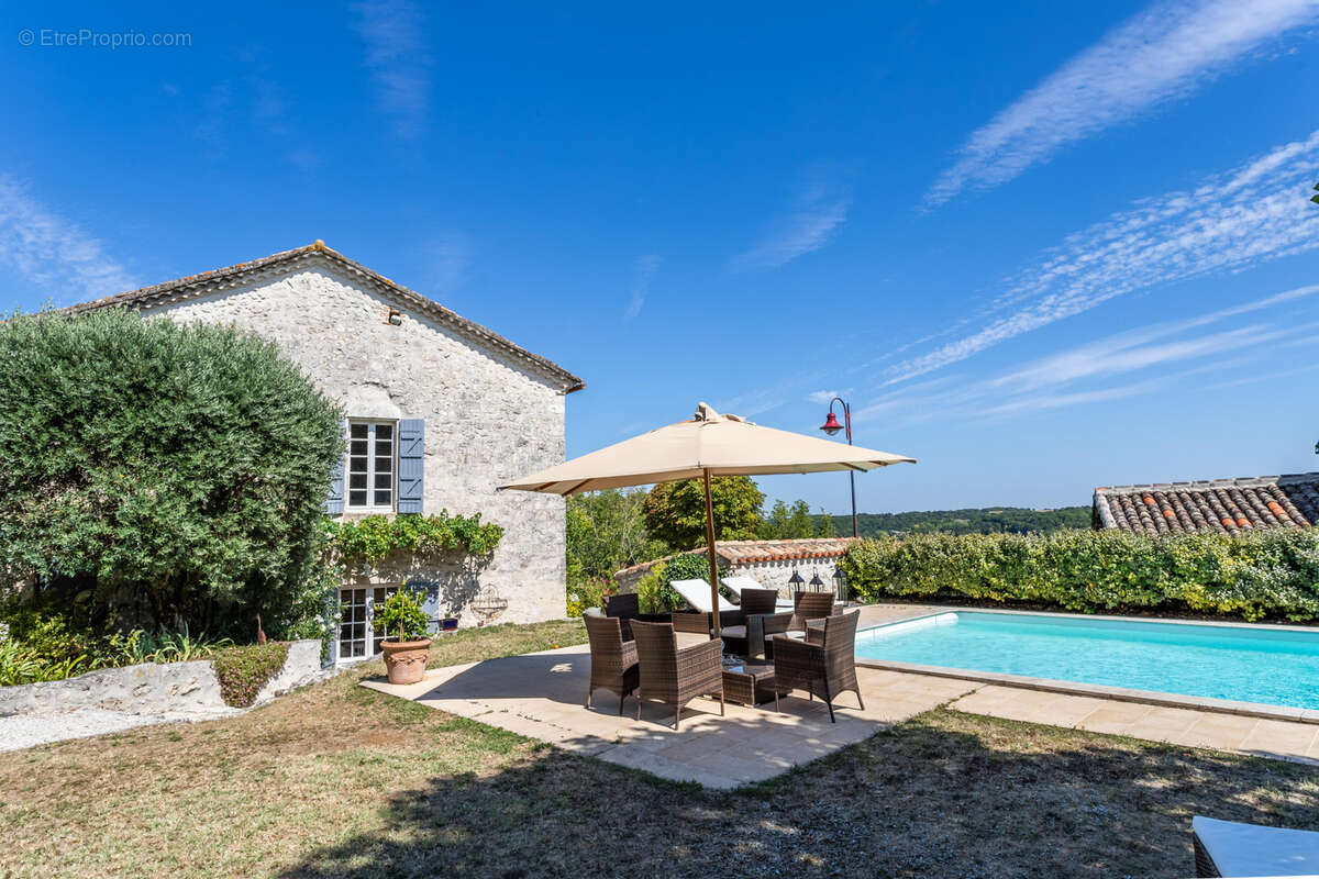 Maison en pierre avec annexe, piscine et jardin - photo 34