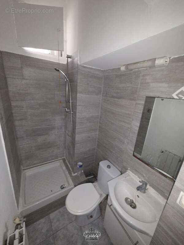 Appartement à MARSEILLE-3E