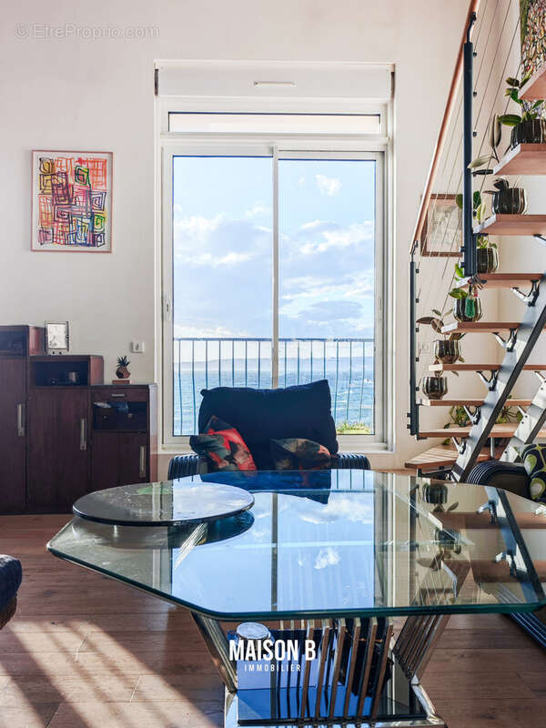 Appartement à MARSEILLE-7E