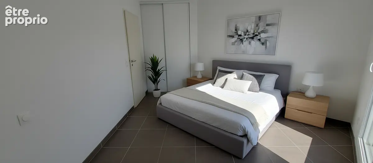 30.GARD.NIMES. Appartement de standing de 69 m² avec terrasse de 46 m² et double garage dans résidence hautement sécurisée - photo 5