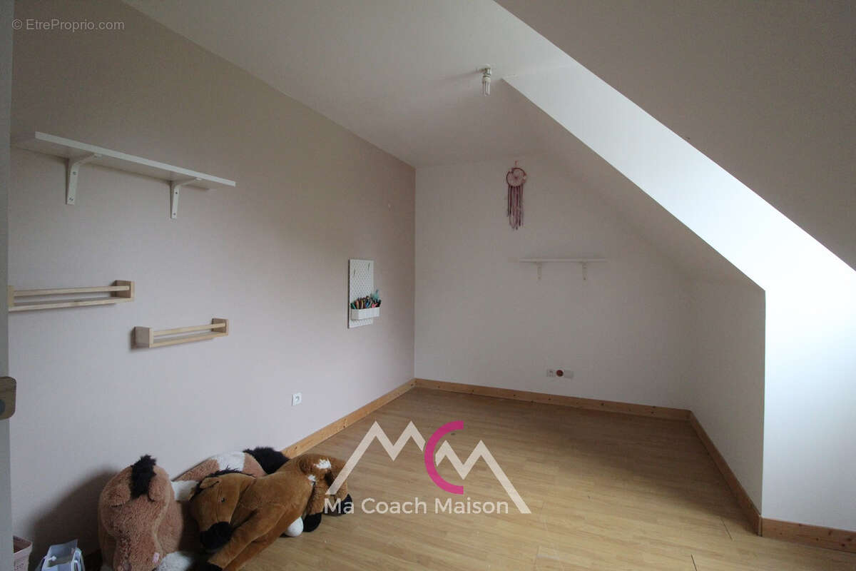 Maison à GUENROUET