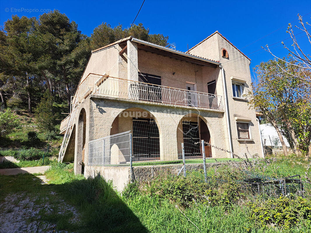 Appartement à LE ROVE