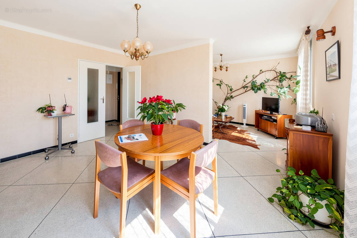 Appartement à LES PENNES-MIRABEAU