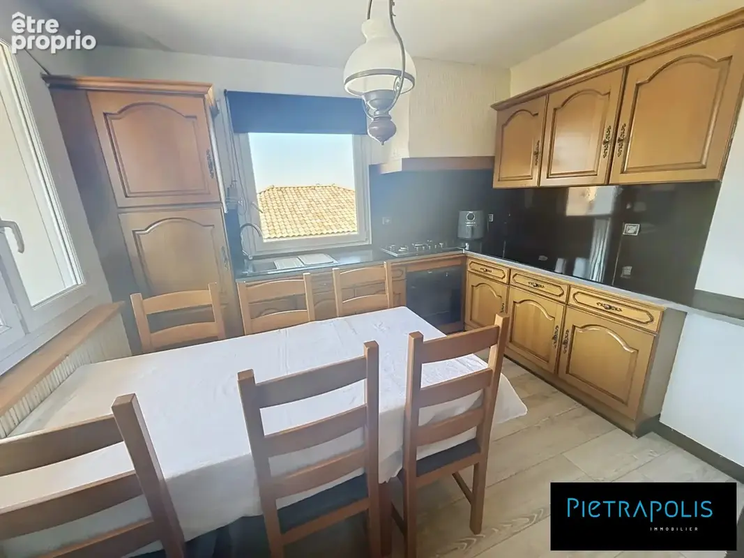 Maison 176 m² à Grieges  - photo 3